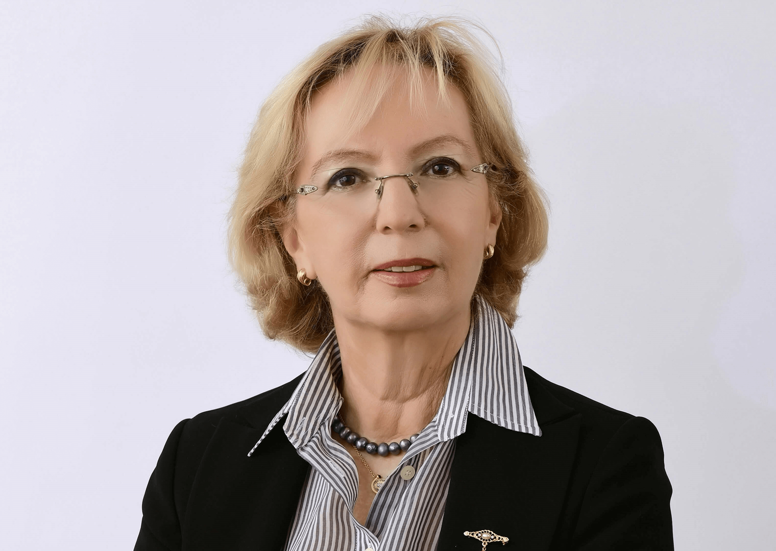 Dr. Ayşe Botan Berker